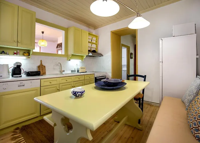 Etherio House شقة